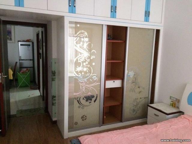 大竹东湖一号精装 2室1厅1卫，朝东湖公园，视野开