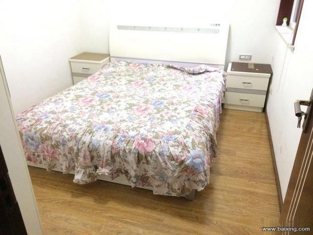 大竹东湖一号精装 2室1厅1卫，朝东湖公园，视野开