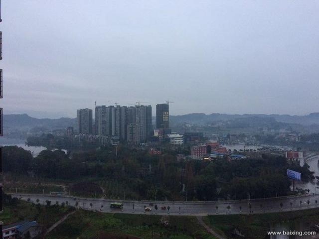 大竹东湖一号精装 2室1厅1卫，朝东湖公园，视野开